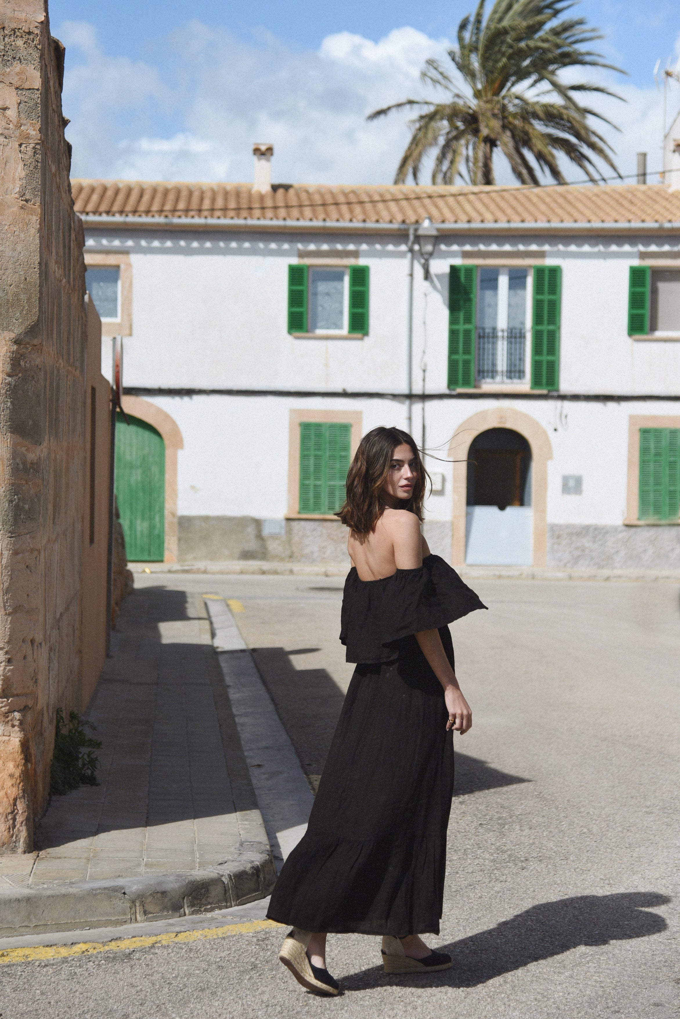 The Baila Dress // Noir