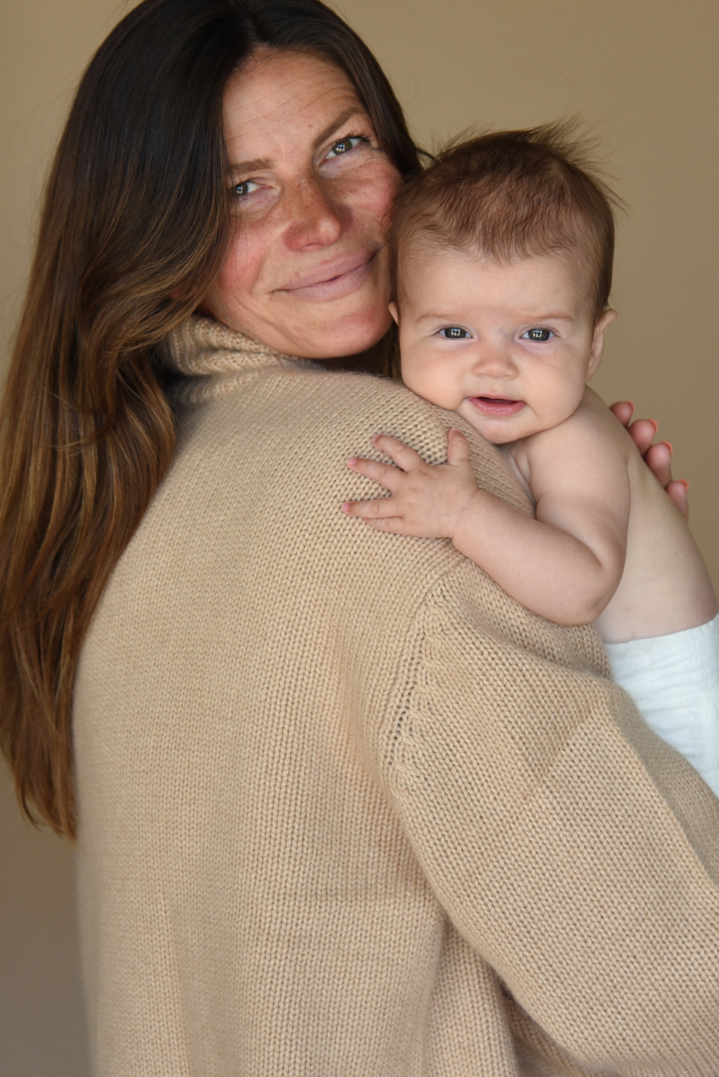 The Cashmere Carmel Sweater // Canyon