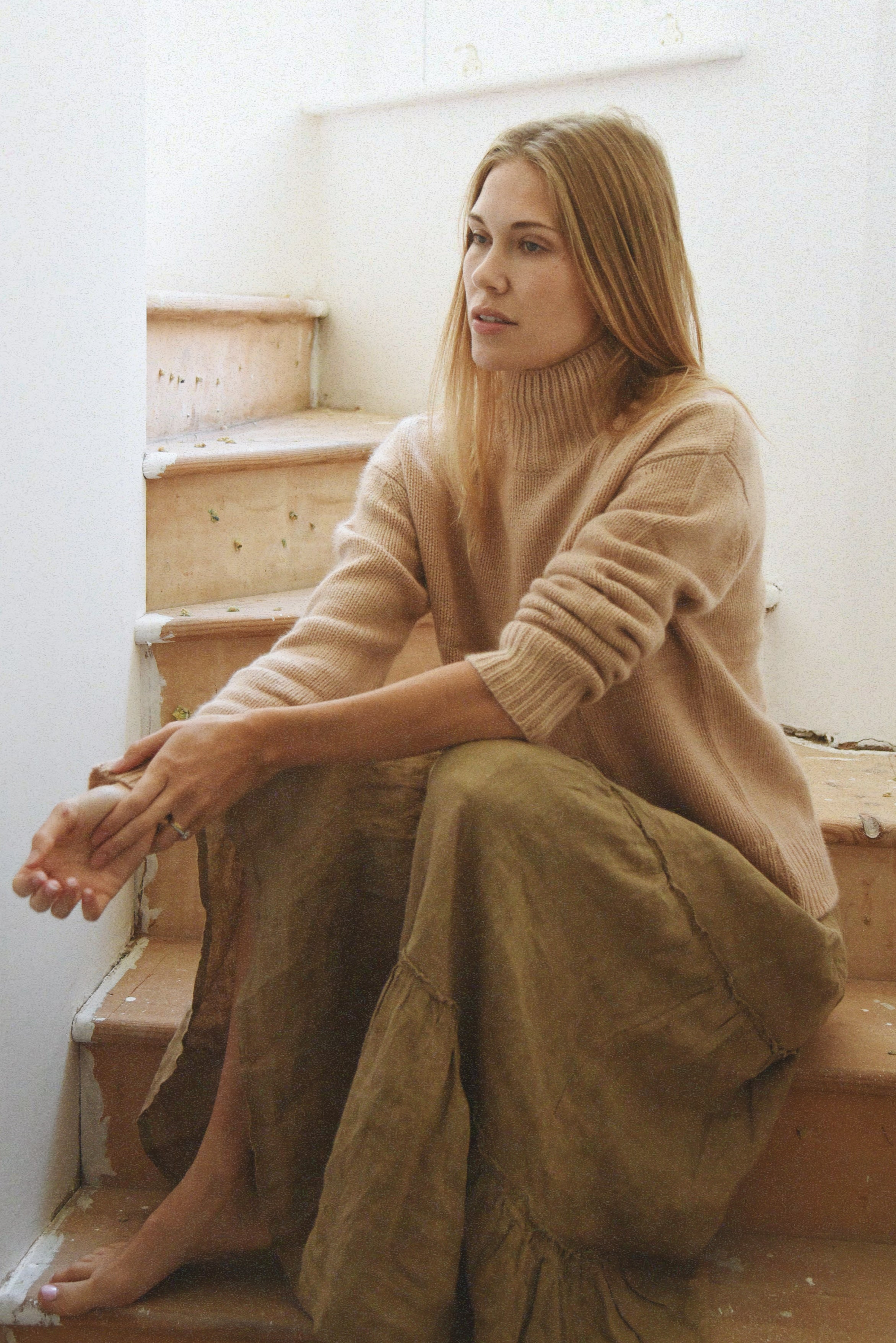 The Cashmere Carmel Sweater // Canyon