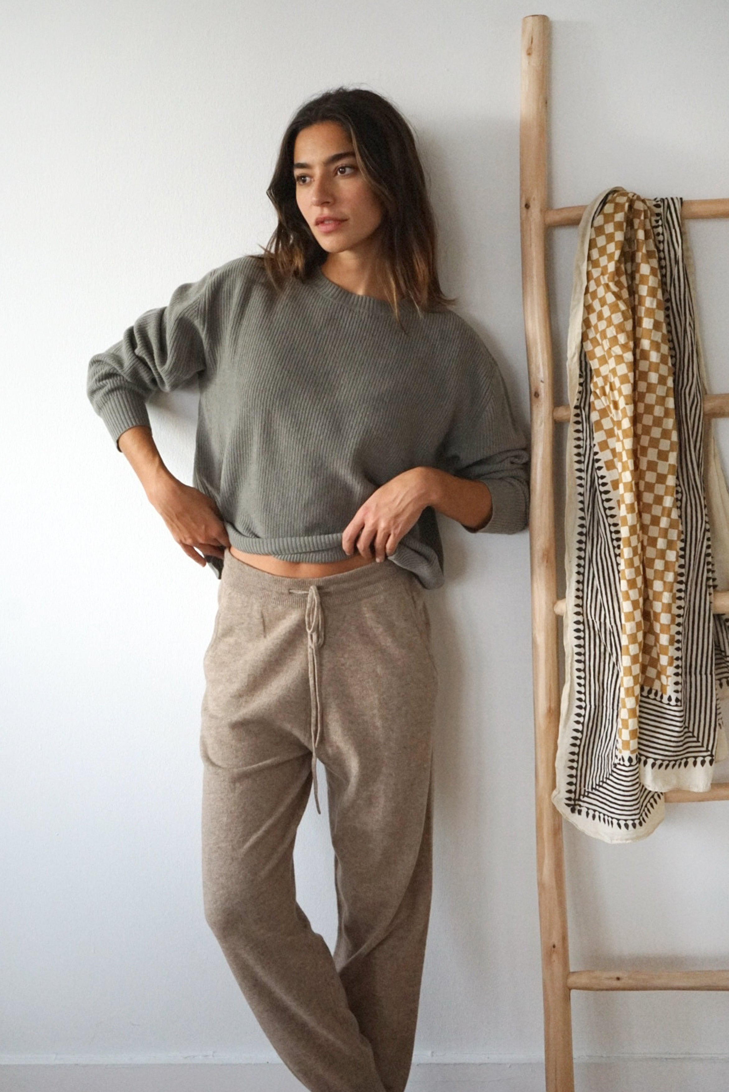 The Viola Cashmere Pants // Rye