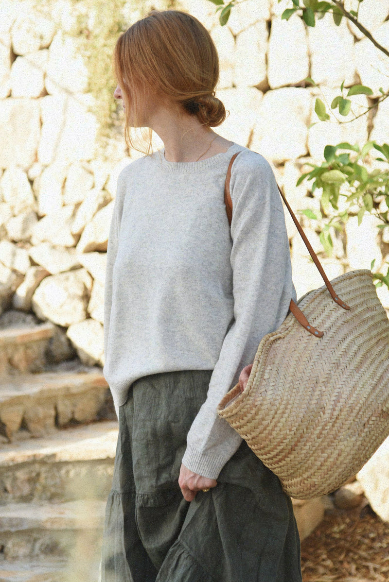 The Cashmere Cove Crew Neck // Pebble